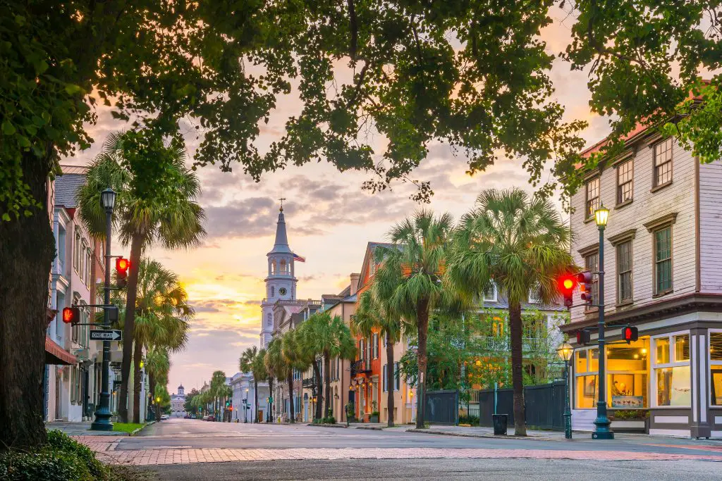 Best US Summer destinations for families in 2022 featured by Momma Wanderlust: Charleston, SC