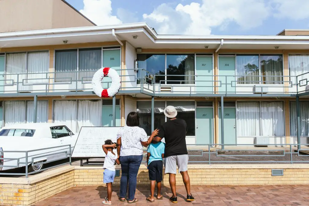 12 Black History Museums to visit virtually featured by top BIPOC blogger, Momma Wanderlust