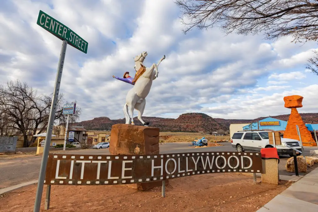 10 Fun Things to Do in Kanab UT for Families featured by top US family travel blogger, Momma Wanderlust